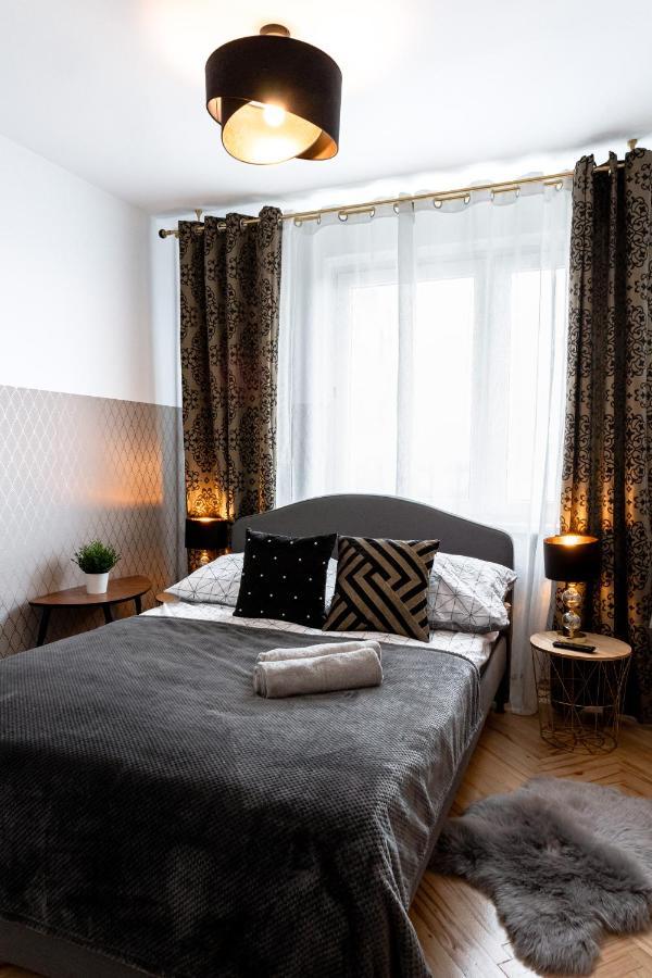 Clicktheflat Conrada Apart Rooms Βαρσοβία Εξωτερικό φωτογραφία